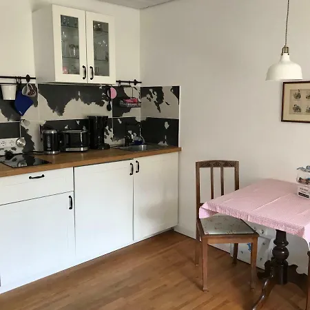 Apartment Im Lueftlmalereck, Mussldomahaus *